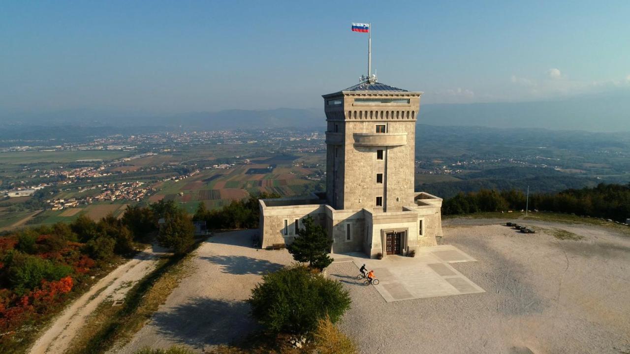 Vila Brinovka Kostanjevica na Krasu Exterior foto